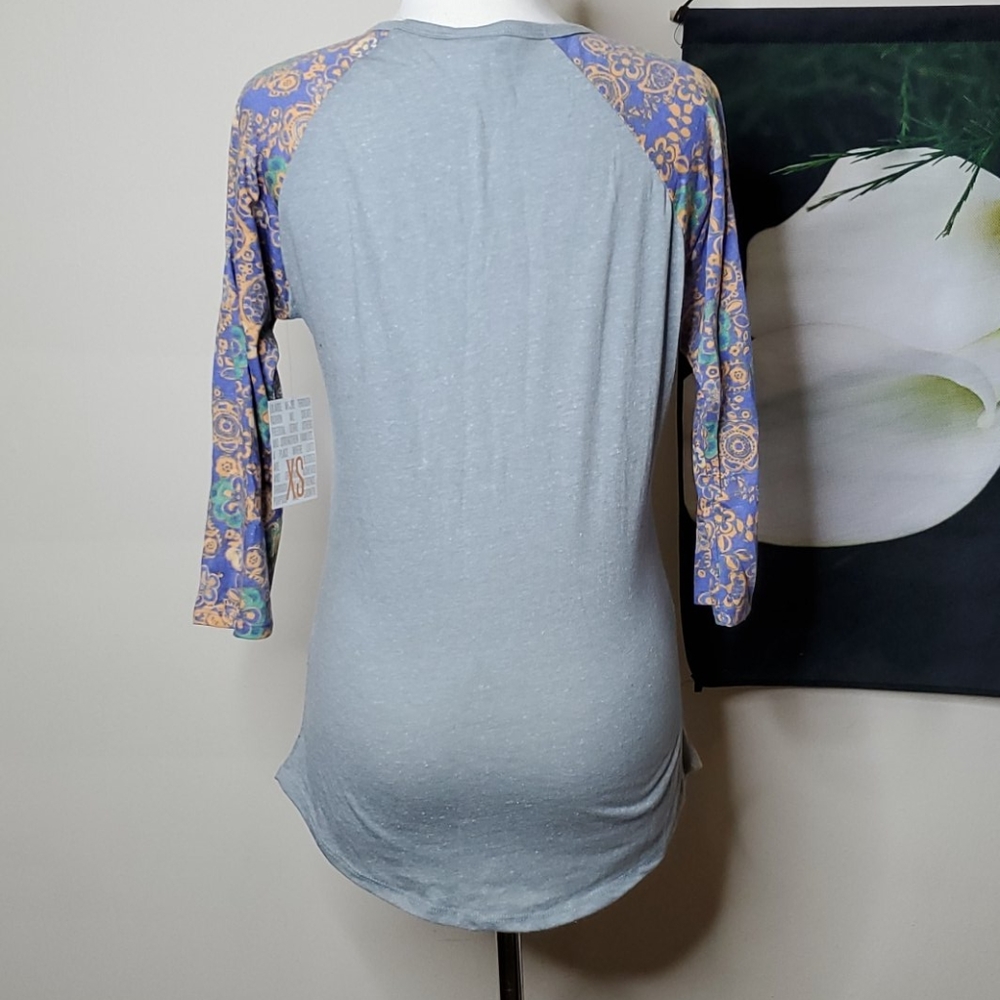 NWT Lularoe Randy 3/4 Length Sleeve Raglan Top - Picture 5 of 6